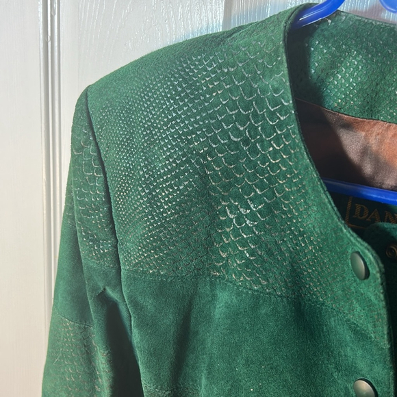 Danier leather green cropped leather suede jacket vintage size small - Picture 6 of 8